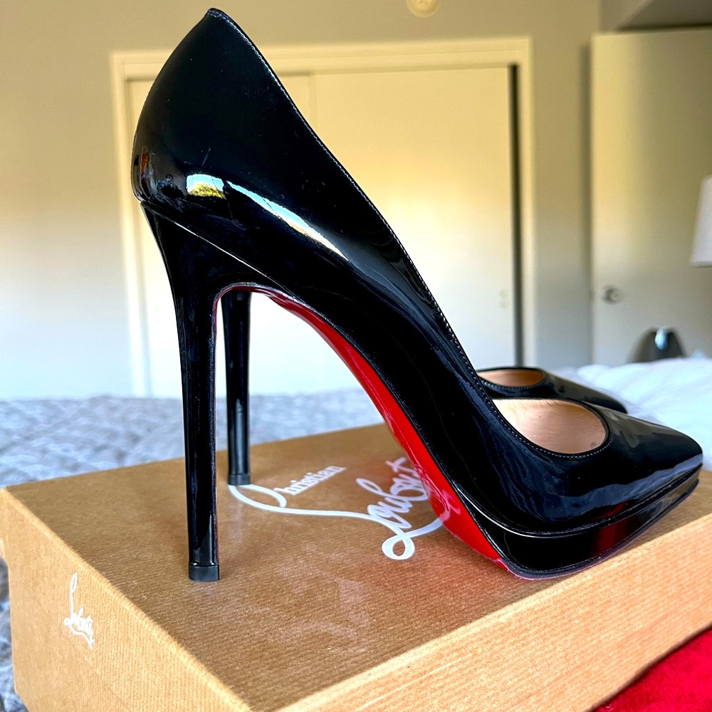 Black Patent Christian Loubiton Heels 39